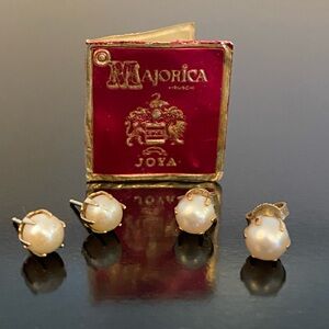 Vintage Majorica Pearl Stud Earrings Lot of 2 Prong Set Gold Tone